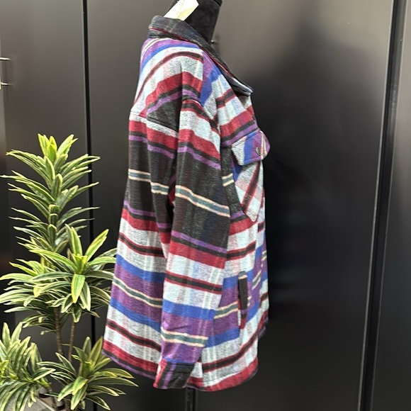 Ashley Wool Blend Plaid Flannel,button down,chest/hip pocket,heavyweight shacket - Picture 7 of 11